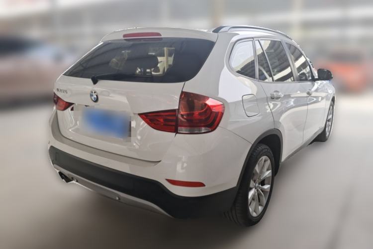 Used BMW X1 2014 sDrive18i Fashion Model Rear Right 45 Deg