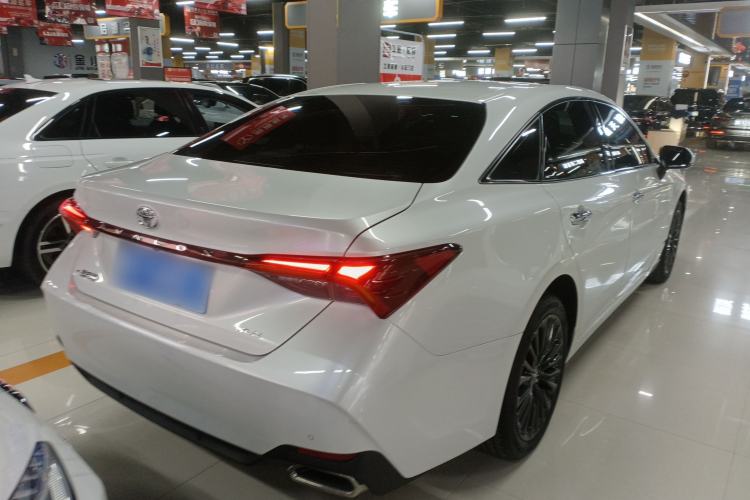 Used Toyota Avalon 2019 2.0L XLE Premium Edition China VI
