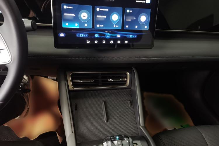 Used BYD Qin L 2024 DM-i 80KM Beyond Model Audio And AC Panel