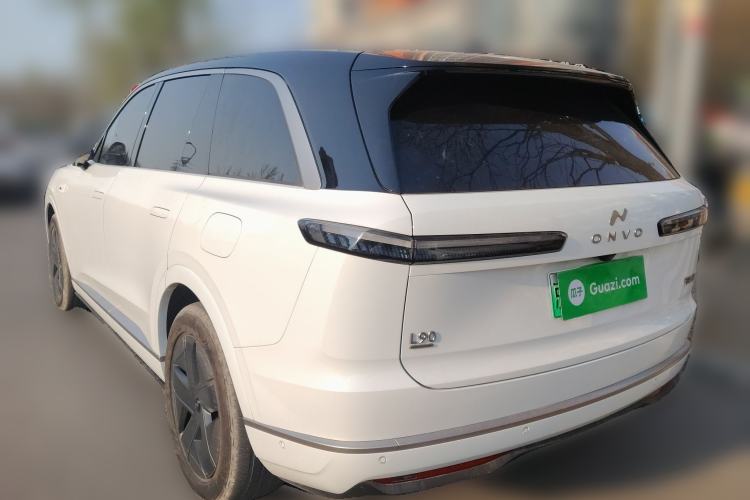 Used ONVO Luxeed L90 2025 Model—Max Six-Seater Version Rear Left 45 Deg