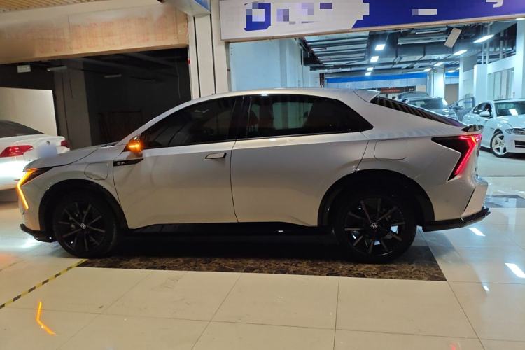 Used Honda e:NS2 2024 Light-Chasing Version