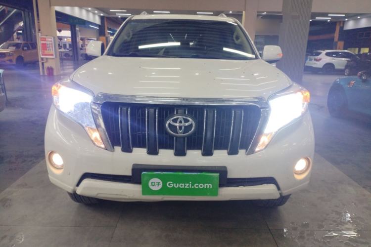 Used Toyota Prado 2017 4000 TXL Dual Airbags Side-Mounted – Middle East Version