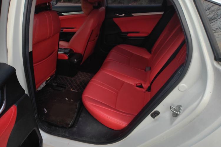 Used Honda Civic 2016 220TURBO CVT Luxury Edition
