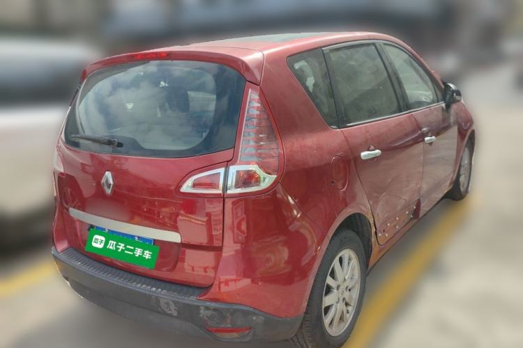 Used Renault Scenic Classic 2011 2.0 Comfort Edition with Scenic Design
