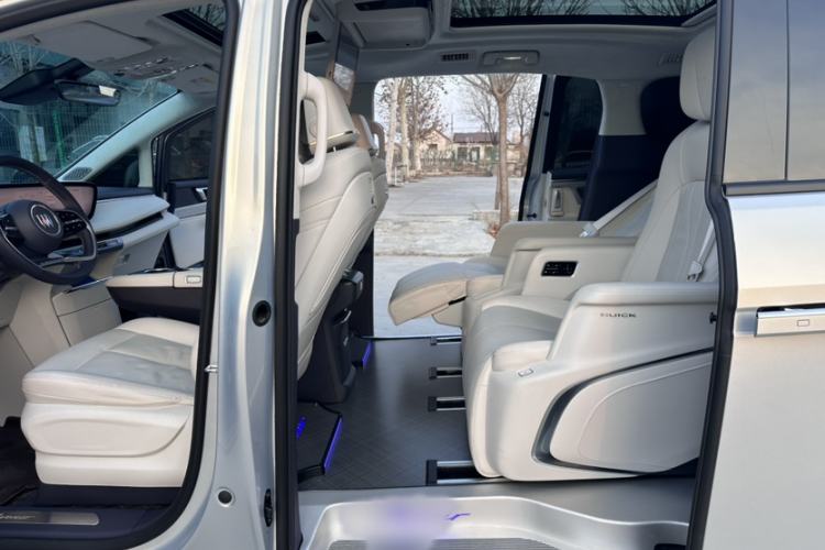 Used Buick GL8 New Energy 2026 Model Lu Zun Prestige Edition
