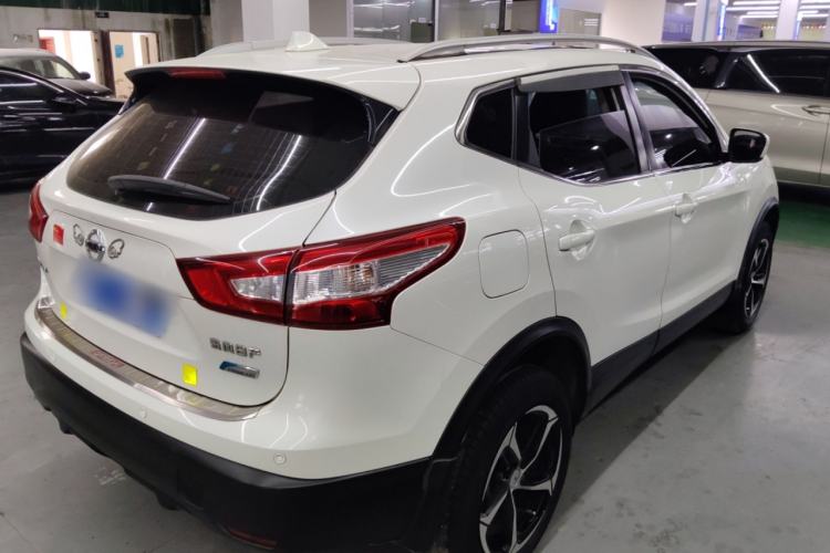 Used Nissan Qashqai 2016 2.0L CVT Elite Edition Rear Right 45 Deg