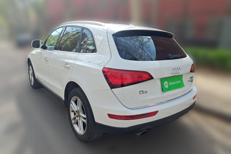 Used Audi Q5 2016 40 TFSI Comfort Model Rear Left 45 Deg