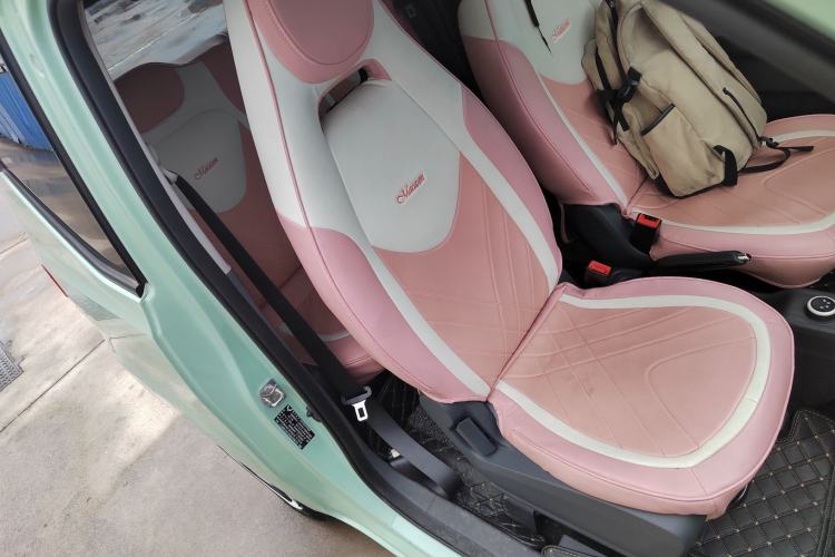 Used Wuling Hongguang MINIEV 2022 Macaron Premium Model – Lithium Iron Phosphate Right Front Seat