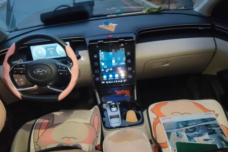 Used Hyundai Tucson 2021 Tucson L 1.5T DCT Luxury Prestige Edition Center Console