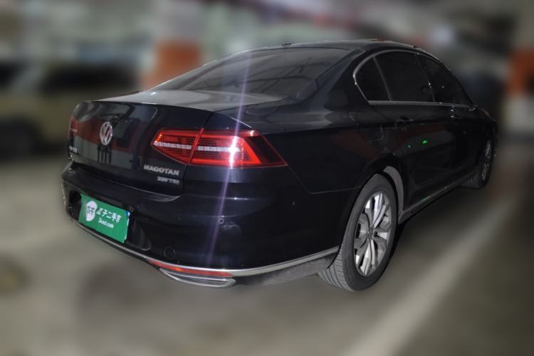 Used Volkswagen Magotan 2019 330TSI DSG Luxury Model China V Standard Rear Right 45 Deg
