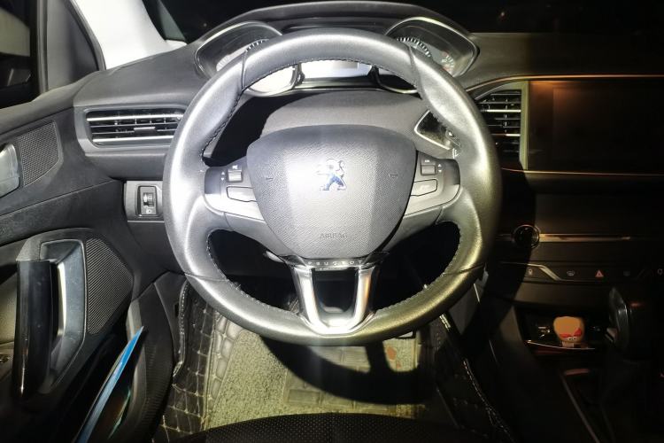 Used Peugeot 308S 2015 1.2T Automatic Jingchi Edition
