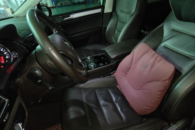 Used Volkswagen Touareg 2017 3.0 TSI Touareg Model Left Front Seat