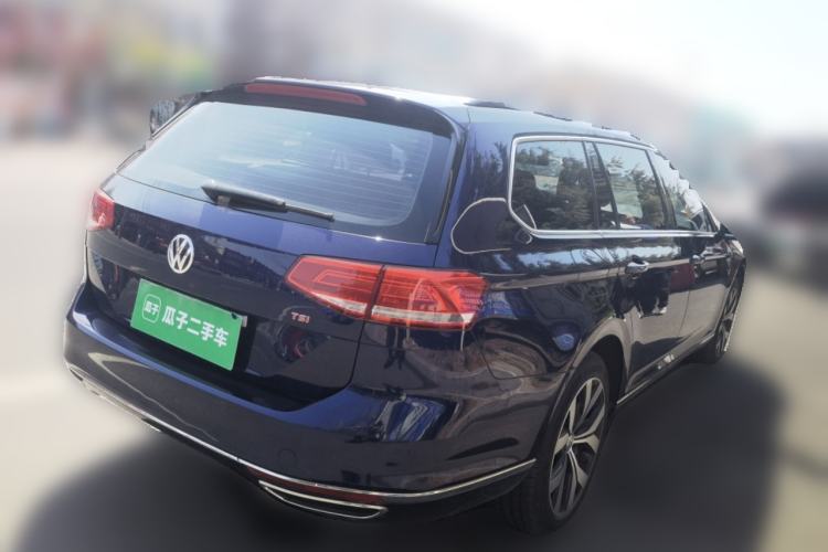 Used Volkswagen Variant 2018 380TSI Two-Wheel Drive Comfort Edition Rear Right 45 Deg