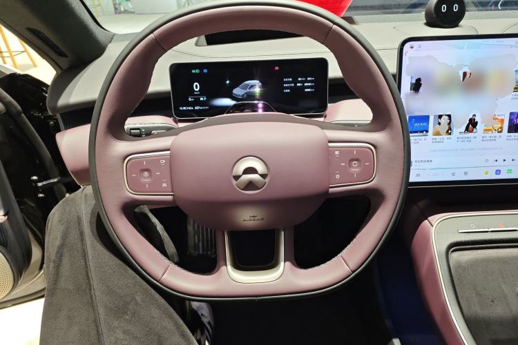 Used Nio ET5T 2025 75 kWh Touring Steering Wheel