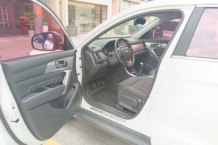 Used Haval H2 2016 Red-Label 1.5T Manual Two-Wheel Drive Luxury Model