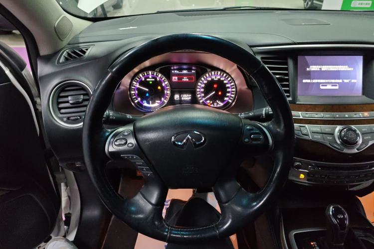 Used Infiniti QX60 2016 2.5 S/C Hybrid Two-Wheel-Drive Excellence Edition China V Standard