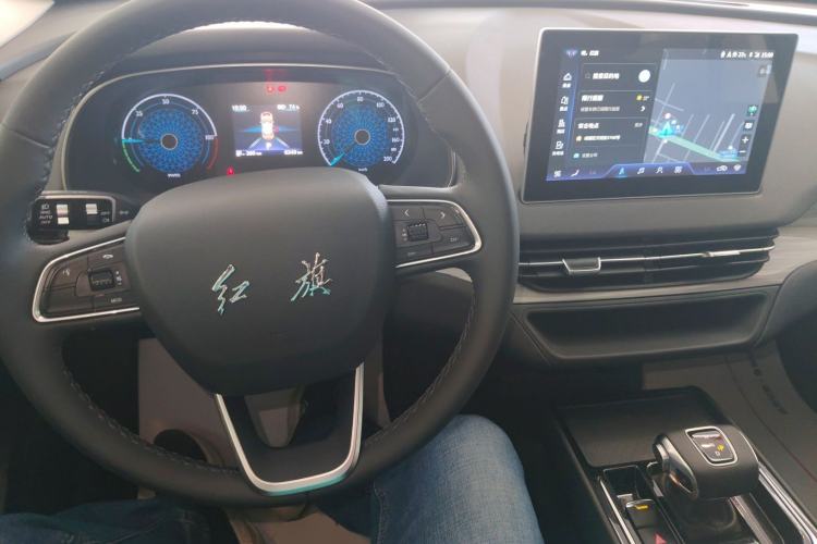 Used Hongqi E-QM5 2024 560km PLUS Center Console