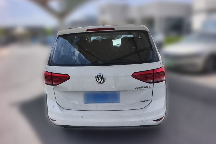 Used Volkswagen Touran 2016 Volkswagen Touran L 280TSI DSG Comfort Edition
