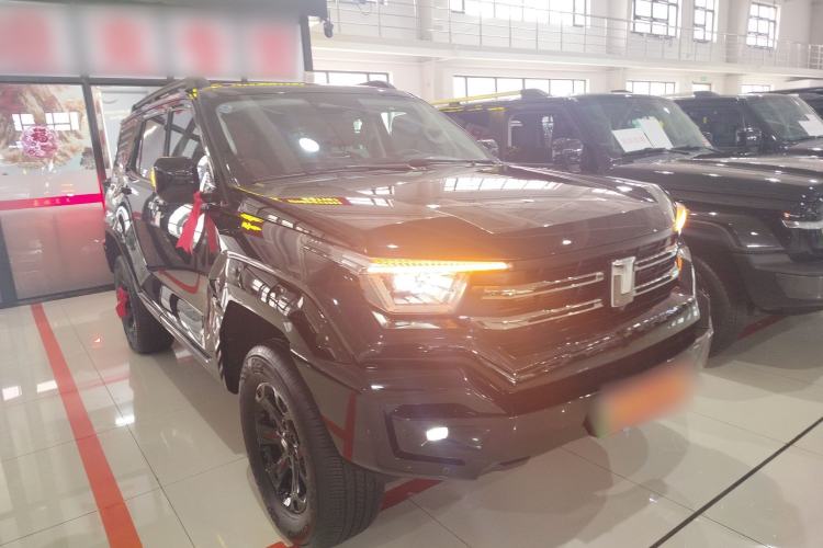 Used Tank 400 New Energy 2024 Hi4-T Off-Road Edition Front Right 45 Deg