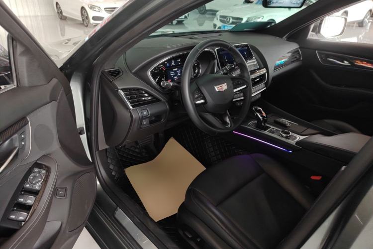 Used Cadillac CT5 2022 28T Luxury Version (Standard Edition) Left Front Seat