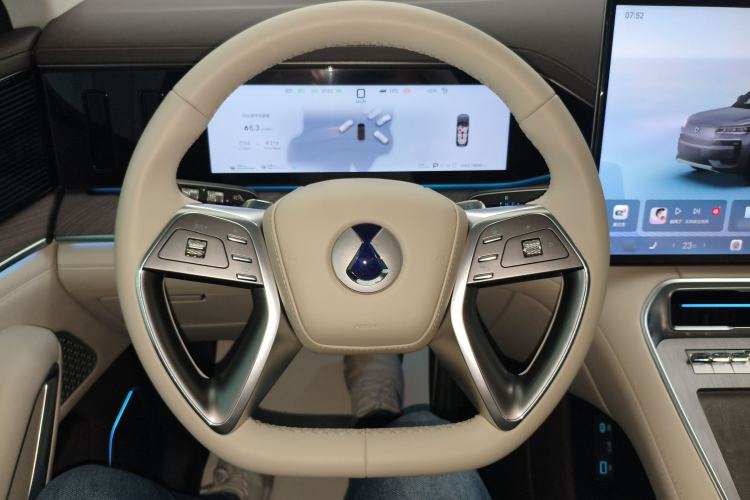 Used Denza N9 2025 Flagship Model