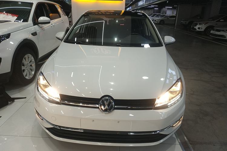 Used Volkswagen Golf 2018 230TSI Automatic Comfort Model
