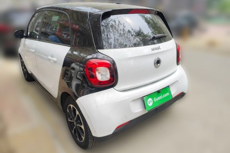Used smart forfour 2016 1.0L 52 kW Passion Edition Rear Left 45 Deg