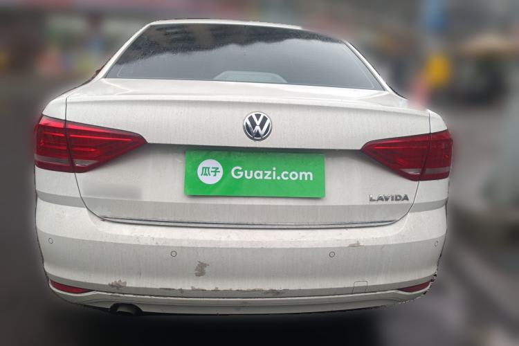 Used Volkswagen Lavida 2017 1.6L Automatic Comfort Edition
