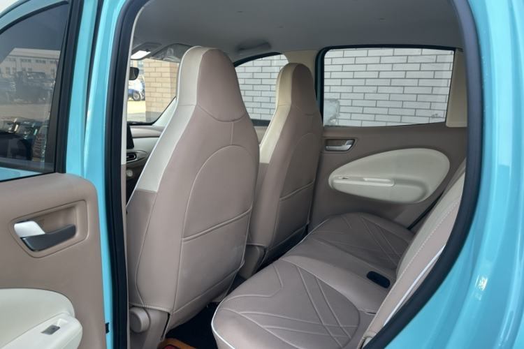 Used Wuling Hongguang MINIEV 2025 Four-Door Version Zhenxiang+ Edition Interior 3