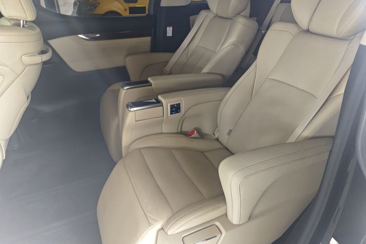 Used Toyota Alphard 2021 Dual-Engine 2.5L Luxury Edition