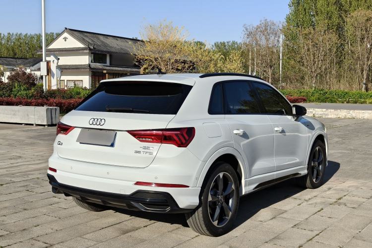 Used Audi Q3 2021 35 TFSI Fashion Dynamic Model