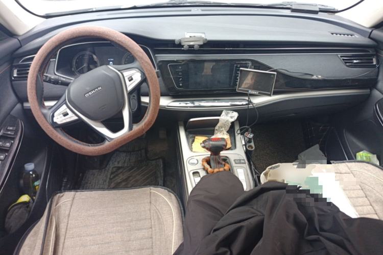 Used CHANGAN OSHAN X7 2020 1.5T Automatic Luxury Version Center Console