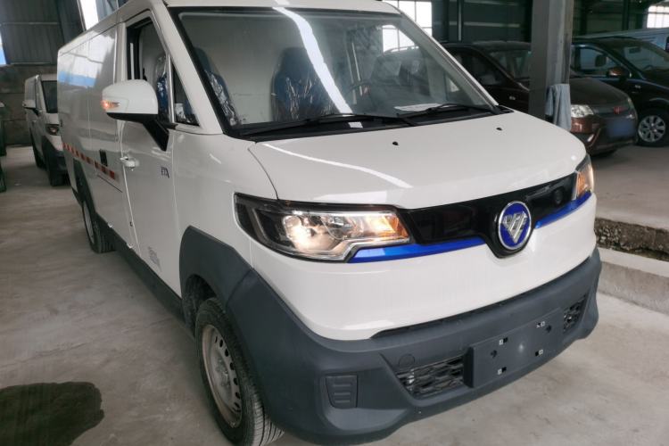 Used Foton Intelligent Blue Elf E7 2024 All-Electric Van Flat Roof 2 Seats CATL 46.36 kWh