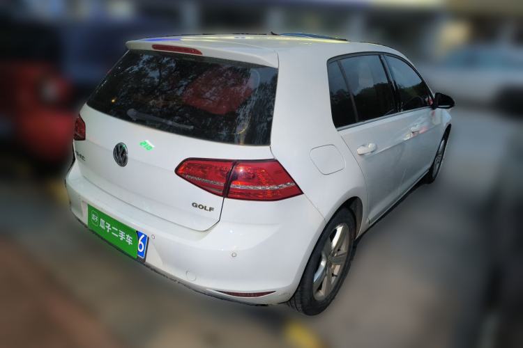 Used Volkswagen Golf 2016 1.6L Automatic Comfort Model Rear Right 45 Deg