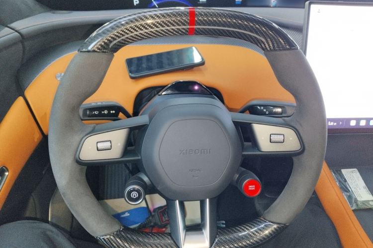 Used Xiaomi Auto YU7 2025 Ultra-Long Range High-Performance All-Wheel-Drive Max Edition Steering Wheel