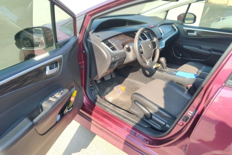 Used Honda Jade 2017 1.8L automatic Comfort version 5 seats