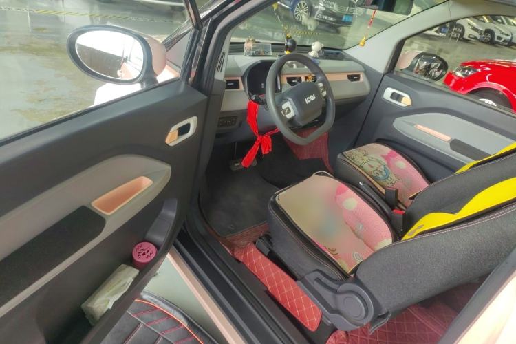 Used Chery QQ Ice Cream 2022 170km Sundae Phosphate Lithium-Ion Driver Seat