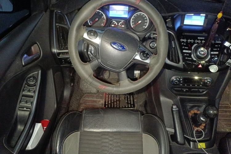 Used Ford Focus 2013 2.0T ST Standard Edition