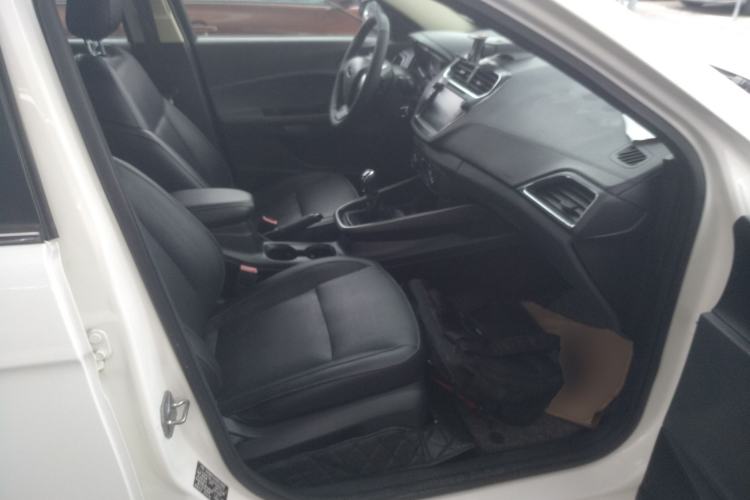 Used Ford Escort 2015 1.5L Manual Fashion Edition
