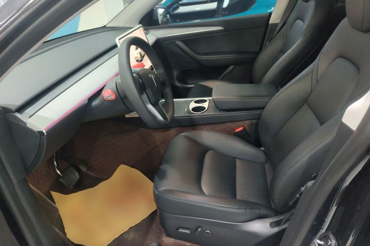 Used Tesla Model Y 2024 Rear-Wheel-Drive Version Left Front Seat