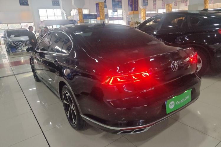 Used Volkswagen Magotan 2023 2 Million Units Limited Edition 330TSI DSG Leading Version Rear Left 45 Deg