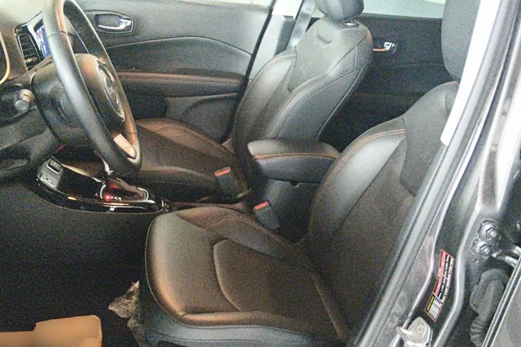 Used Jeep Compass 2019 220T Automatic Family Edition
