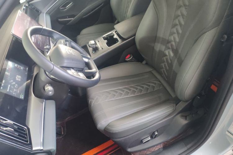 Used BYD Song L DM-i 2025 Intelligent Driving Version 112 km Beyond-Range Type
