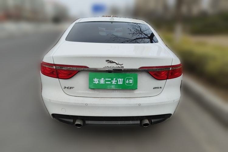Used Jaguar XF 2016 XF 2.0T Two-Wheel-Drive Luxury Edition