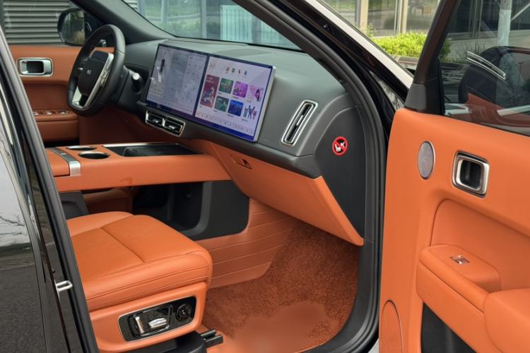 Used Li Auto L8 2023 Pro Model Right Front Seat