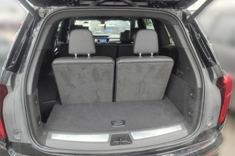 Used Cadillac XT6 2022 2.0T 7-Seater Four-Wheel Drive Luxury Version Trunk