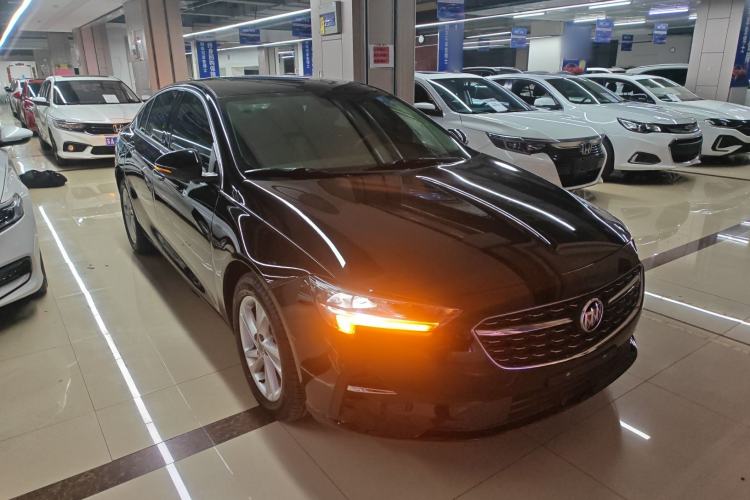 Used Buick Regal 2022 552T Smart Edition Front Right 45 Deg