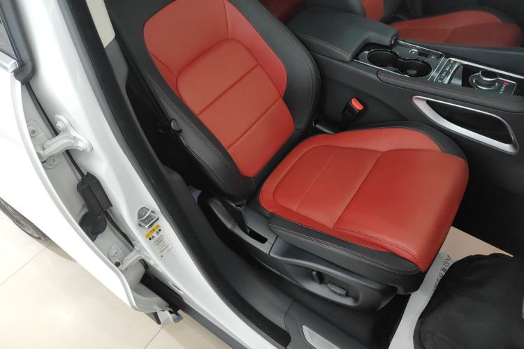 Used Jaguar F-PACE 2016 3.0 SC Four-Wheel Drive R-Sport Sport Edition
