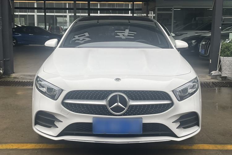 Used Mercedes-Benz A-Class 2022 Revised Version A 200 L Sport Sedan Fashionable Style