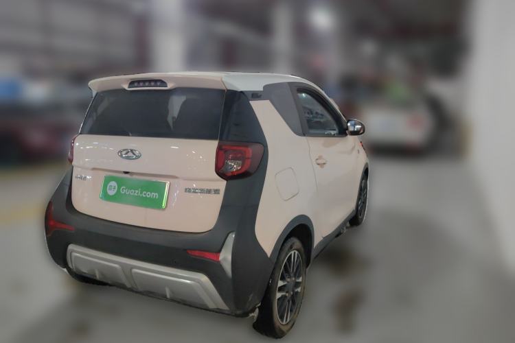 Used Chery Little Ant 2022 Restyled Version Sweet Pink Edition Half-Sugar Version 30.6 kWh 30 kW 301 km Rear Right 45 Deg